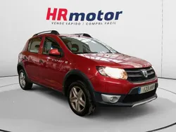 Rojo Usado 2014 Dacia Sandero Stepway Utilitario | 7440 € (Precio justo)