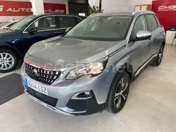 Gris / plata Usado 2020 Peugeot 5008 Allure Monovolumen | 18.999 € (Precio justo)