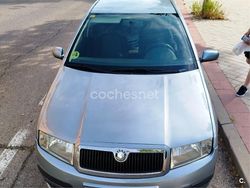 Gris / plata Usado 2006 Skoda Fabia Berlina | 2190 € (Buen precio)