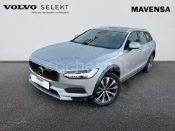 Gris / plata Usado 2023 Volvo V90 CC Core Familiar | 55.600 € (Caro)