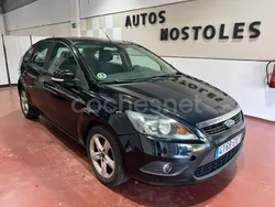 Negro Usado 2010 Ford Focus Titanium Berlina | 3995 € (Precio justo)