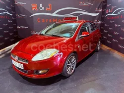 Granate Usado 2008 Fiat Bravo Dynamic Utilitario | 5290 € (Precio justo)