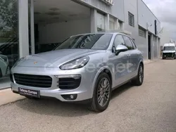 Gris / plata Usado 2016 Porsche Cayenne Platinum Edition SUV | 46.900 €