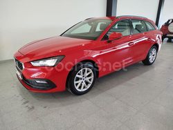 Rojo Usado 2022 Seat Leon Style Familiar | 10.990 € (Buen precio)