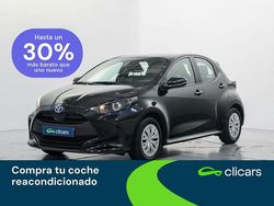 Negro Usado 2023 Toyota Yaris Hybrid Active Berlina | 17.490 € (Buen precio)