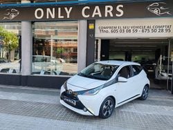 Blanco Usado 2017 Toyota Aygo X-play Utilitario | 10.990 € (Precio justo)