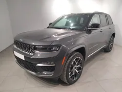 Gris Nuevo 2024 Jeep Grand Cherokee Summit SUV | 92.000 € (Un poco caro)