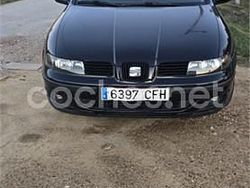 Negro Usado 2003 Seat Leon Stella Berlina | 3200 € (Precio justo)