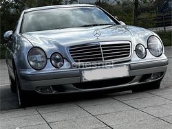 Gris / plata Usado 2000 Mercedes CLK230 Coupe | 10.000 €