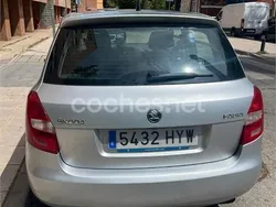 Gris / plata Usado 2014 Skoda Fabia Ambition Berlina | 6000 €
