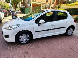 Blanco Usado 2011 Peugeot 207 Business-Line Berlina | 4800 € (Precio justo)