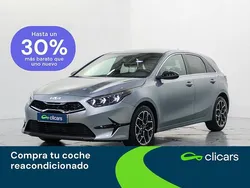 Gris Usado 2025 Kia Ceed Style | 19.990 € (Precio justo)