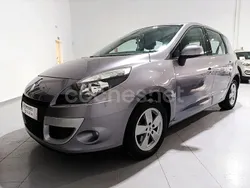 Gris / plata Usado 2010 Renault Scénic III Monovolumen | 6990 € (Precio justo)
