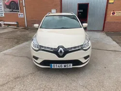 Beige Usado 2017 Renault Clio GrandTour Zen Familiar | 9990 €