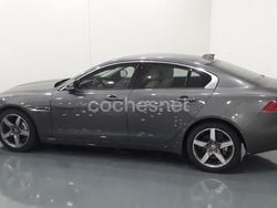 Gris / plata Usado 2018 Jaguar XE Portfolio Berlina | 17.995 € (Precio justo)