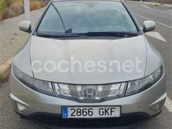 Gris / plata Usado 2008 Honda Civic Comfort Berlina | 5600 € (Precio justo)