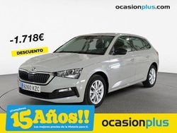 Gris Usado 2019 Skoda Scala First Edition Utilitario | 18.900 € (Caro)