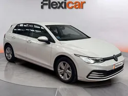 Blanco Usado 2022 VW Golf VIII Life Berlina | 17.990 € (Precio justo)