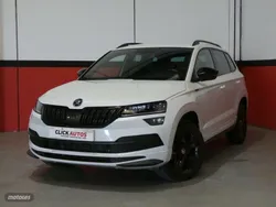 Blanco Usado 2021 Skoda Karoq SportLine SUV | 23.500 € (Un poco caro)