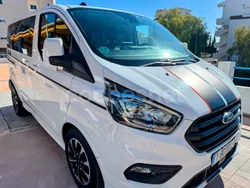 Blanco Usado 2023 Ford Tourneo Custom Sport Monovolumen | 45.900 € (Un poco caro)