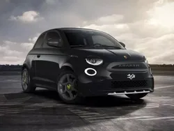 Negro Nuevo 2025 Abarth 500e Utilitario | 29.699 €