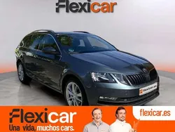 Gris Usado 2019 Skoda Octavia Ambition Utilitario | 13.890 € (Precio justo)