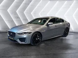 Gris Usado 2024 Jaguar XE R Berlina | 48.900 €