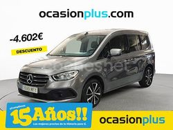 Gris / plata Usado 2023 Mercedes T180 Monovolumen | 25.700 € (Precio justo)
