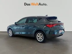 Gris Usado 2024 Seat Leon Style Berlina | 21.000 € (Precio justo)