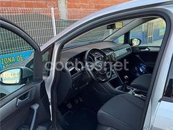 Gris / plata Usado 2016 VW Touran Edition Monovolumen | 10.800 € (Precio justo)