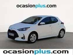 Blanco Usado 2022 Toyota Yaris Edition Utilitario | 15.719 € (Precio justo)