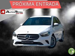Gris / plata Usado 2020 Mercedes B180 Monovolumen | 25.900 € (Caro)