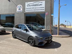 Gris / plata Usado 2019 Mercedes B180 Monovolumen | 22.900 €