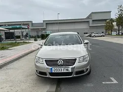 Beige Usado 2007 VW Passat Trendline Berlina | 5000 € (Precio justo)