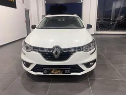Blanco Usado 2019 Renault Mégane GrandTour LIMITED Familiar | 12.900 € (Caro)
