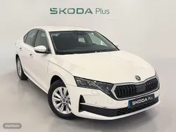Blanco Usado 2025 Skoda Octavia Selection Berlina | 30.500 € (Buen precio)