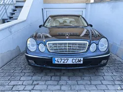 Azul Usado 2003 Mercedes E320 Elegance Berlina | 5990 €