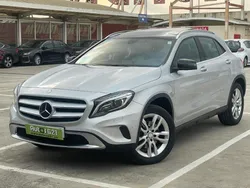 Gris Usado 2015 Mercedes GLA250 Urban SUV | 19.999 € (Precio justo)