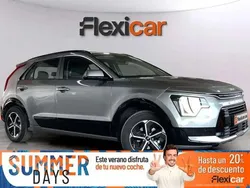 Gris Usado 2024 Kia Niro 2 SUV | 24.790 € (Un poco caro)