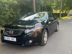 Negro Usado 2009 Honda Accord Executive Berlina | 11.500 € (Precio justo)