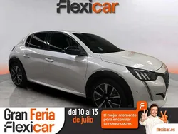Blanco Usado 2021 Peugeot 208 GT Utilitario | 14.990 € (Precio justo)
