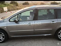 Beige Usado 2003 Peugeot 307 Familiar | 2800 € (Precio justo)