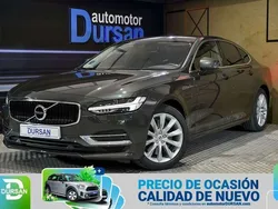 Gris Usado 2019 Volvo S90 Momentum Berlina | 30.290 €