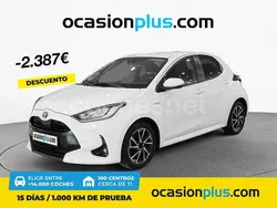 Blanco Usado 2021 Toyota Yaris Hybrid Business Edition Berlina | 16.990 € (Buen precio)