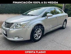 Gris / plata Usado 2011 Toyota Avensis Active Berlina | 9490 € (Precio justo)