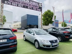 Gris Usado 2009 VW Passat Edition Berlina | 5999 € (Precio justo)
