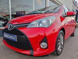 Rojo Usado 2016 Toyota Yaris Cool Berlina | 11.300 € (Precio justo)
