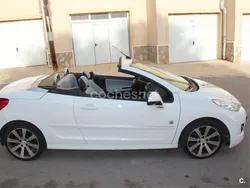 Blanco Usado 2012 Peugeot 207 CC Roland Garros Descapotable | 5200 € (Super precio)