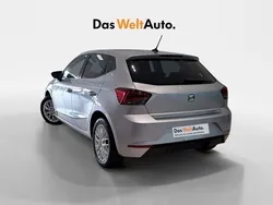 Gris plata Usado 2024 Seat Ibiza | 18.300 € (Precio justo)