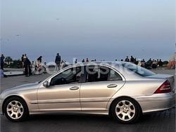 Gris / plata Usado 2004 Mercedes C220 Elegance Berlina | 5200 € (Precio justo)